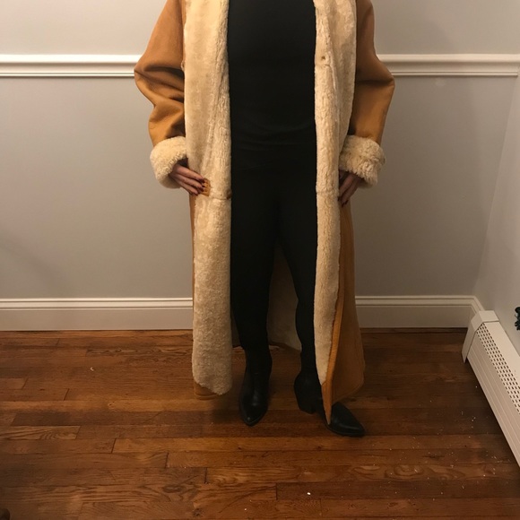 💯 % Sherling Floor Length Coat 🧥 - Picture 2 of 8